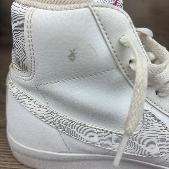 Nike Blazer Mid 77 Sneakers Kid's 5.5Y White Logo Print GS DJ4624-100 - Picture 12 of 14